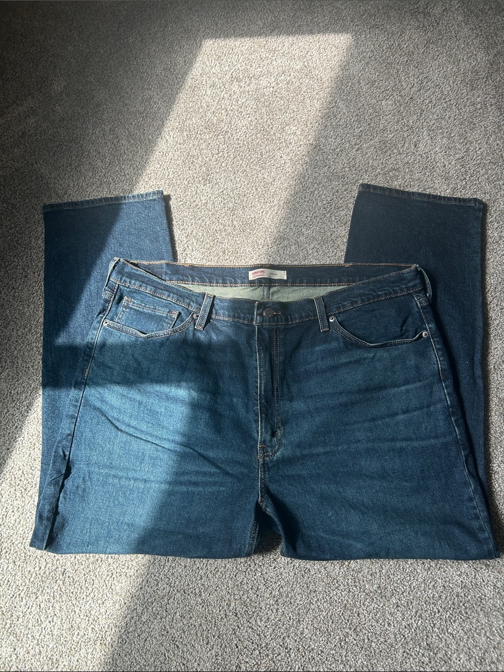 Signature by Levi Strauss Men's Athletic Jeans